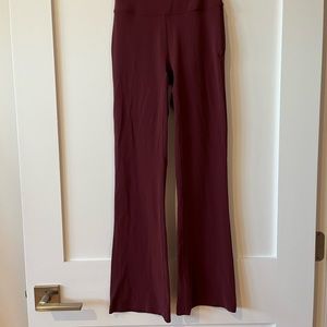 Lululemon Groove Super-High-Rise Flared Pant Nulu Red Merlot Size 2